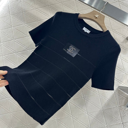 CHANEL FITTED SHORT-SLEEVE KNIT TOP 276496