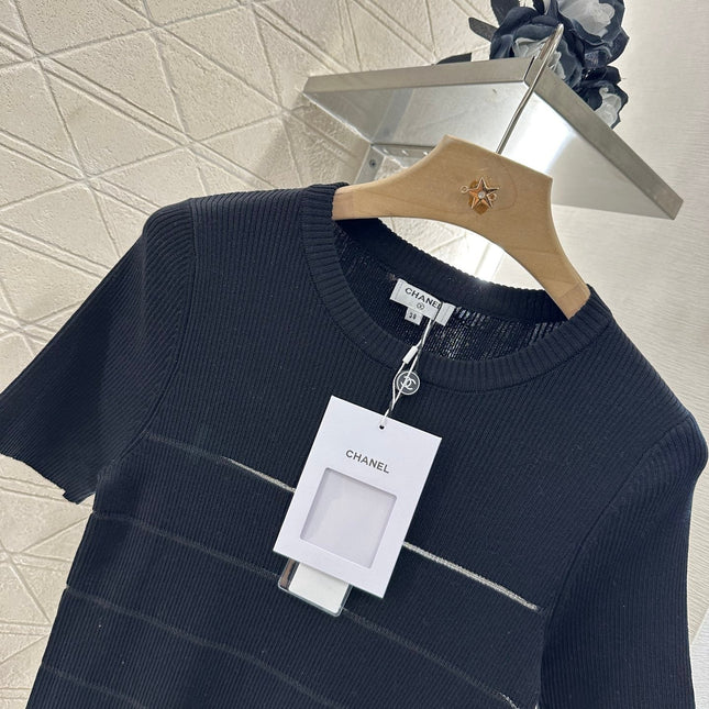 CHANEL FITTED SHORT-SLEEVE KNIT TOP 276496