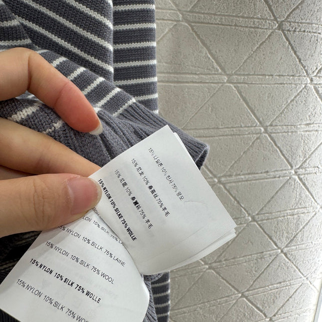 MIUMIU FLEECE HOODED JACKET STYLE 96