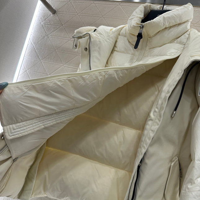 MONCLER 25S DOWN JACKET WITH HOOD 220