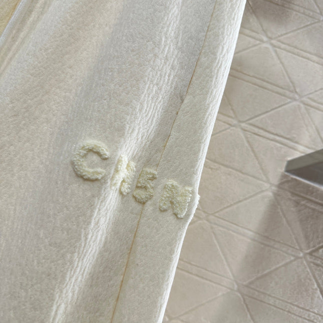 CHANEL 25S HIGH-WAISTED WIDE-LEG PANTS 306