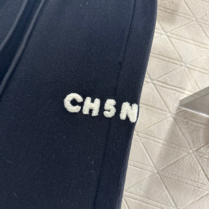 CHANEL 25S HIGH-WAISTED WIDE-LEG PANTS 304