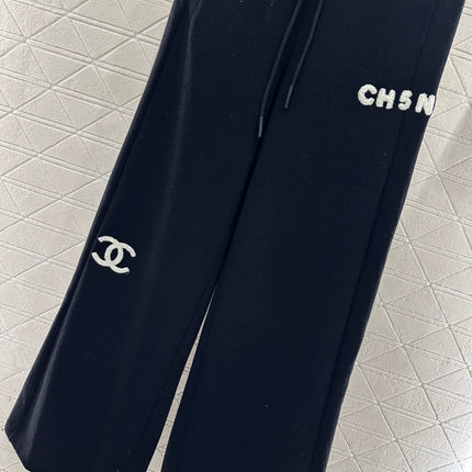 CHANEL 25S HIGH-WAISTED WIDE-LEG PANTS 304