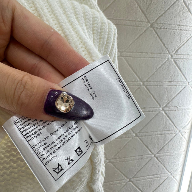 CHANEL 25S EMBROIDERED CROCHET SWEATER 349