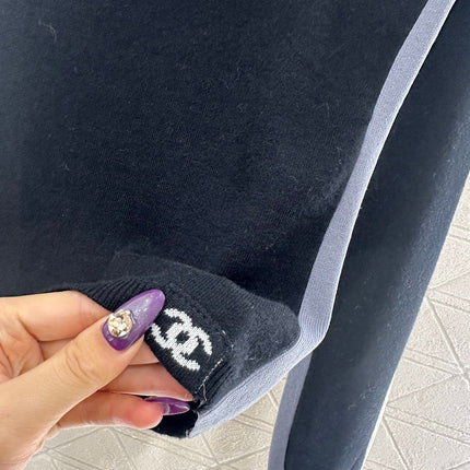 CHANEL 25S HIGH-NECK PULLOVER SWEATER 350