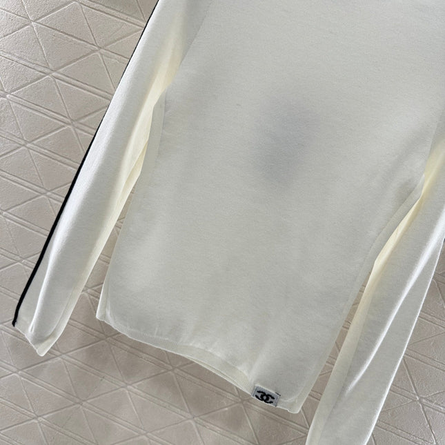 CHANEL 25S HIGH-NECK PULLOVER SWEATER 351