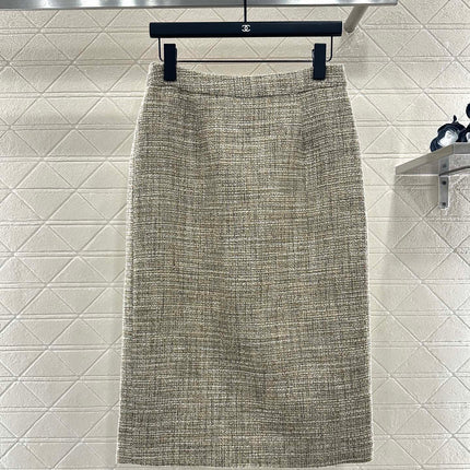 CHANEL 25S VELVET-TRIM JACKET AND SKIRT SET 398