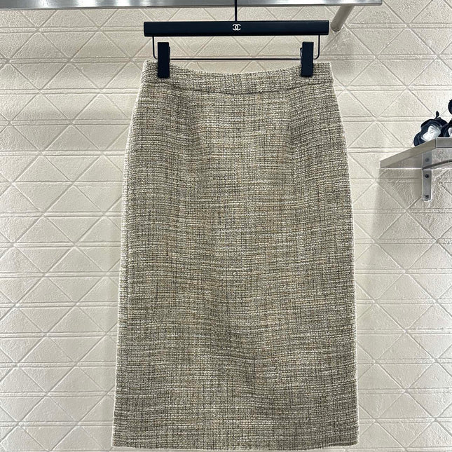 CHANEL 25S VELVET-TRIM JACKET AND SKIRT SET 398