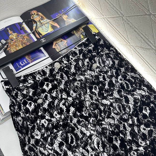 CHANEL 25S LACE FLARED PANTS 402