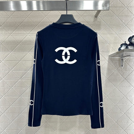 CHANEL 25S LONG-SLEEVE CREW NECK T-SHIRT 405