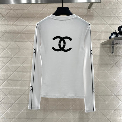 CHANEL 25S LONG-SLEEVE CREW NECK T-SHIRT 406