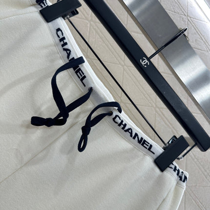 CHANEL 25S WIDE-LEG FLEECE-LINED PANTS 404