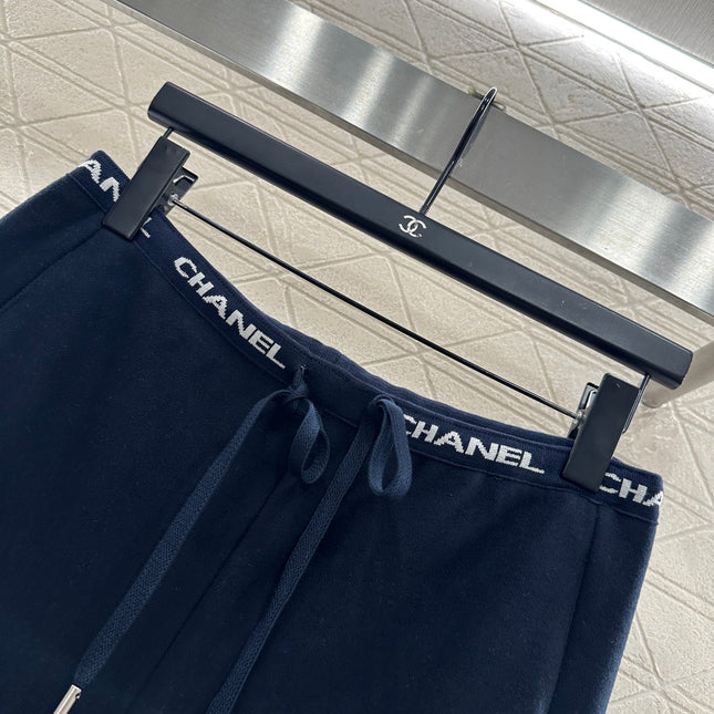 CHANEL 25S WIDE-LEG FLEECE-LINED PANTS 403