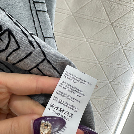 LOEWE LONG-SLEEVE CREW NECK T-SHIRT STYLE 237