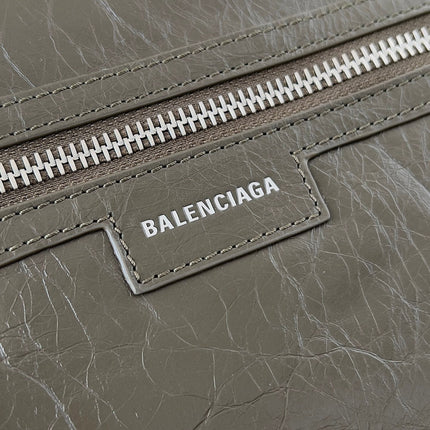 SUPERBUSY LARGE SLING BAG 42 IN KHAKI GREEN LAMBSKIN