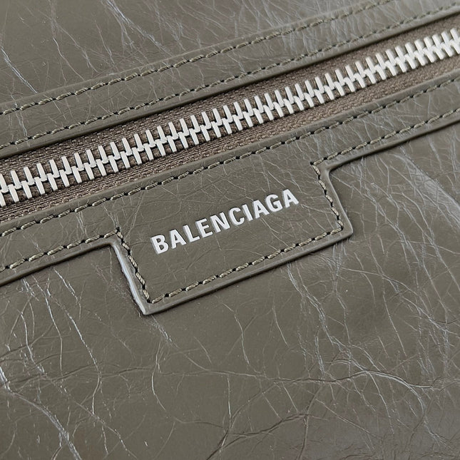 SUPERBUSY LARGE SLING BAG 42 IN KHAKI GREEN LAMBSKIN