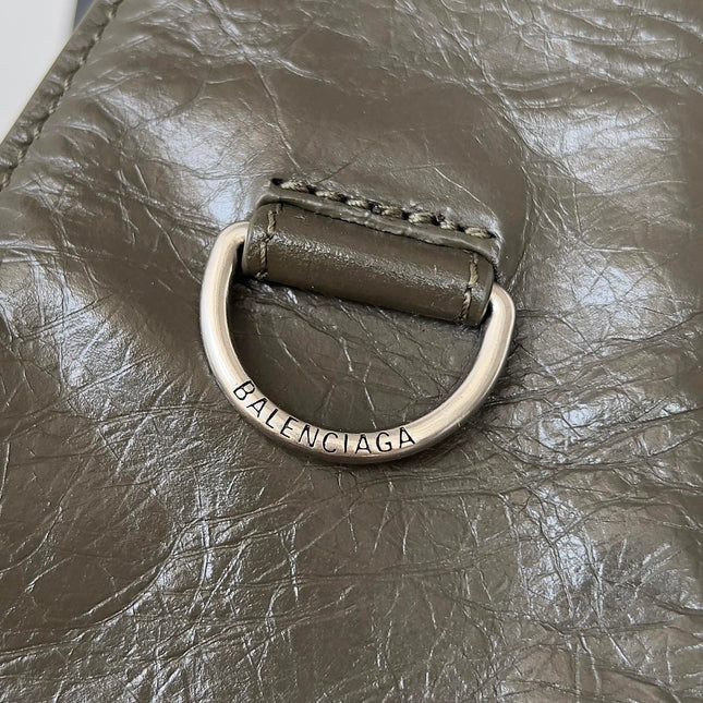 SUPERBUSY LARGE SLING BAG 42 IN KHAKI GREEN LAMBSKIN