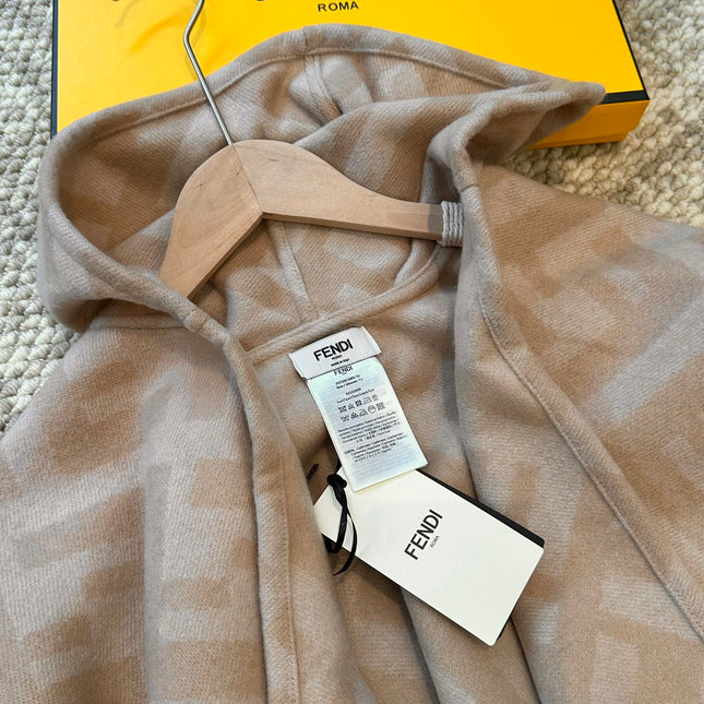FF PONCHO IN TUSCAN BEIGE CASHMERE 413684