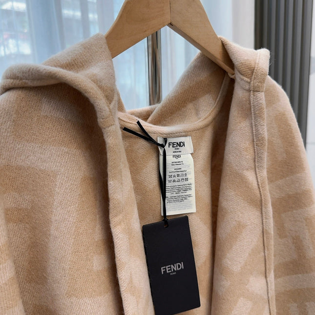 FF PONCHO IN TUSCAN BEIGE CASHMERE 413684