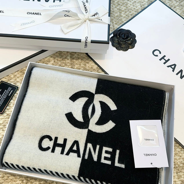 SCARF 184 CM IN BLACK MIX WHITE MERINO WOOL 393120