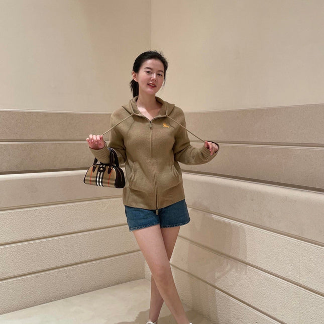 BURBERRY 25S KNITTED ZIP-UP JACKET 082