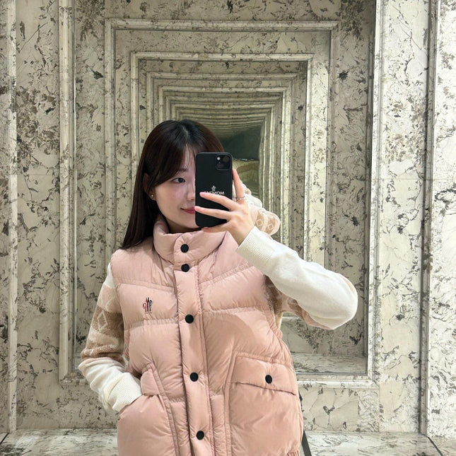 MONCLER 25S SLEEVELESS PUFFER VEST 200
