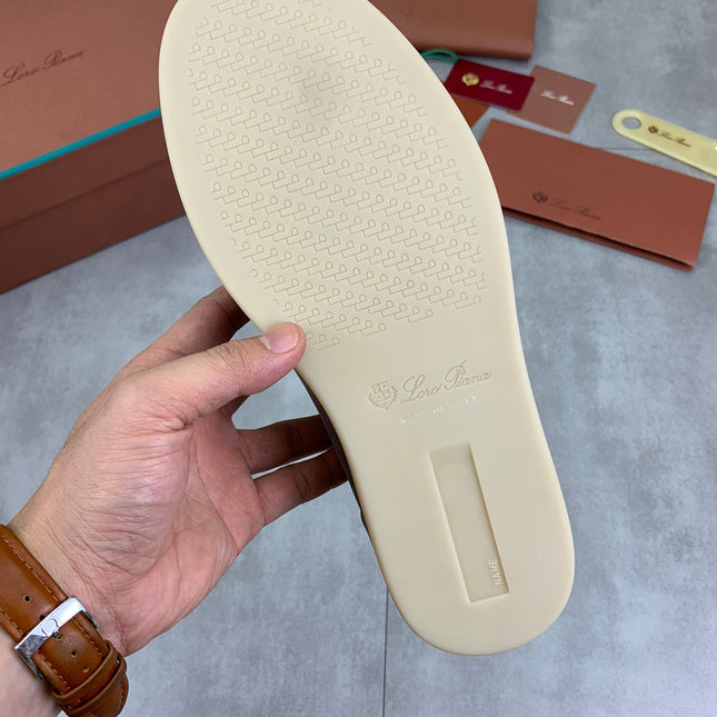 LP SOHO WALK TRAINERS IN LIGHT GRAY SUEDE