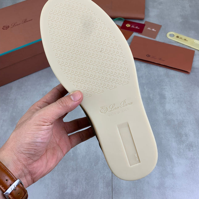 LP SOHO WALK TRAINERS IN OLIVE SUEDE