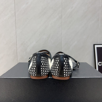 ALAIA MARY JANE FLATS WOVEN PATTERN 25S IN WHITE MIX BLACK CALFSKIN