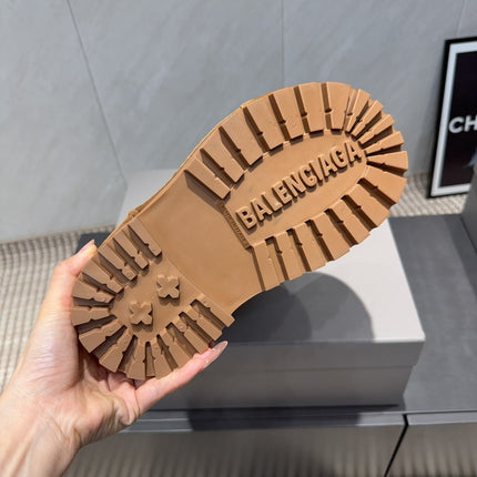 BALENCIAGA 25S LOW ANKLE BOOTS PLATFORM HEEL IN BROWN SUEDE STYLE 7