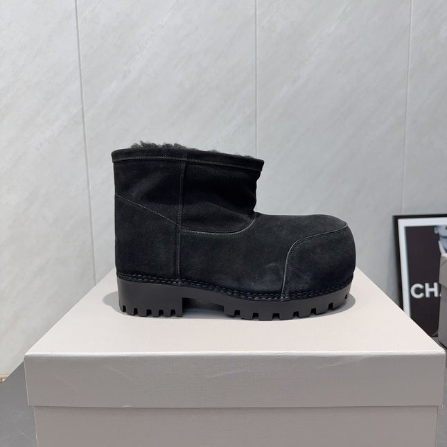 BALENCIAGA 25S LOW ANKLE BOOTS PLATFORM HEEL IN BLACK SUEDE STYLE 8