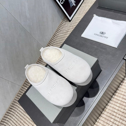 BALENCIAGA 25S AURALEE SLIP-ON 50 MM IN WHITE SUEDE STYLE 3