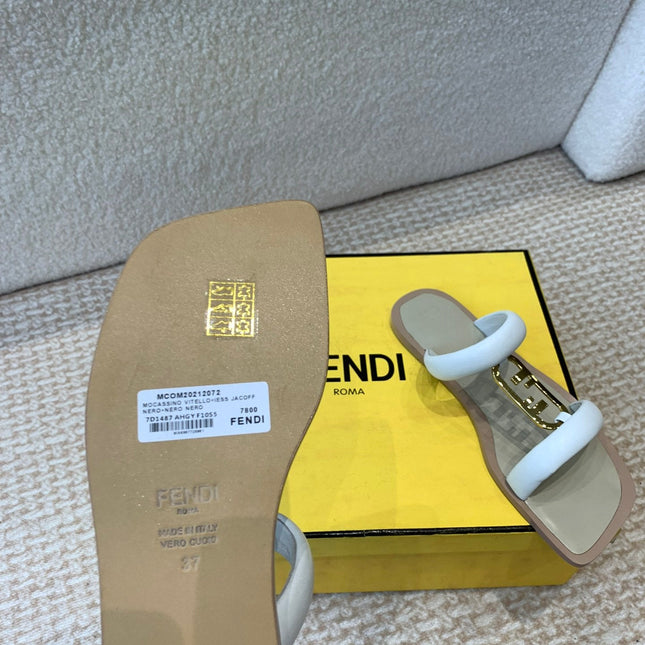 FENDI O'LOCK SLIDES WHITE CALFSKIN WITH GOLD HARDWARE