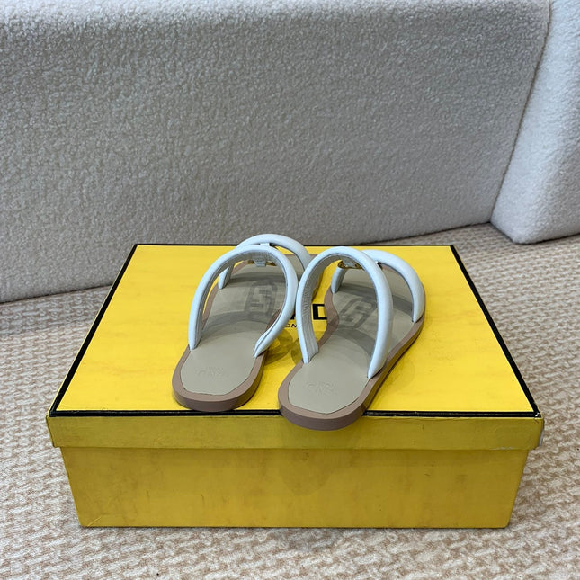 FENDI O'LOCK SLIDES WHITE CALFSKIN WITH GOLD HARDWARE