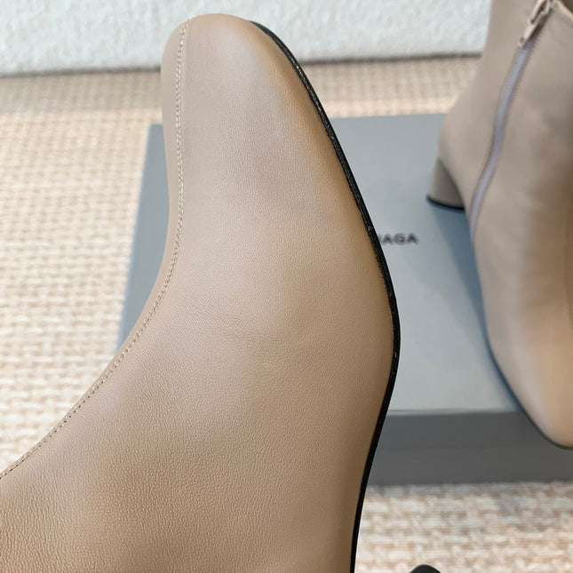 ANKLE BOOTS IN LIGHT BROWN LOGO EMBOSSED SOFT SHEEPSKIN