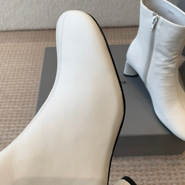 ANKLE BOOTS IN WHITE LOGO EMBOSSED SOFT SHEEPSKIN