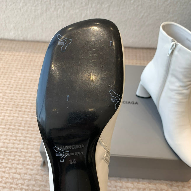 ANKLE BOOTS IN WHITE LOGO EMBOSSED SOFT SHEEPSKIN