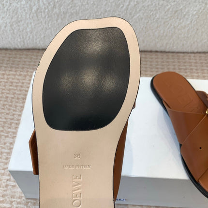 PETAL BELT FLAT SANDAL IN BRONZE BROWN CALFSKIN