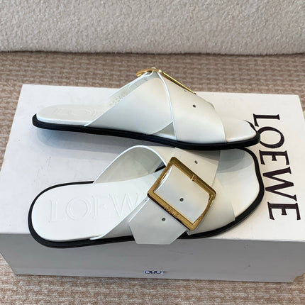 PETAL BELT FLAT SANDAL IN WHITE CALFSKIN