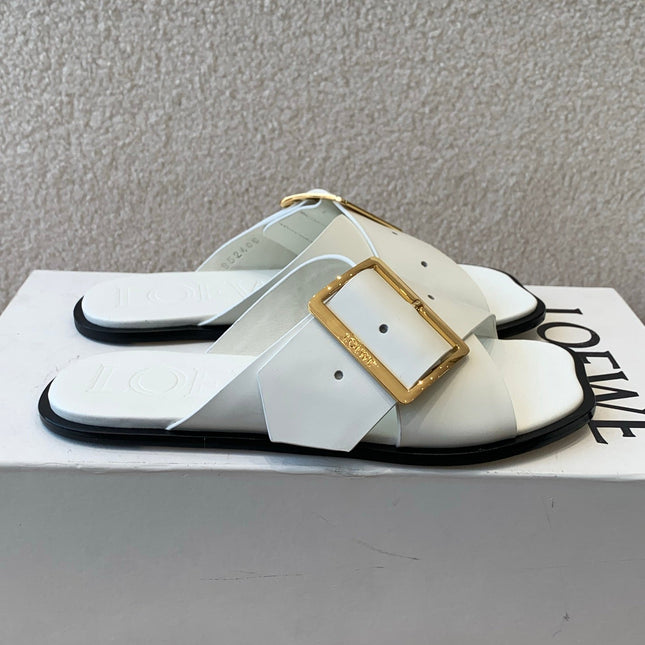 PETAL BELT FLAT SANDAL IN WHITE CALFSKIN