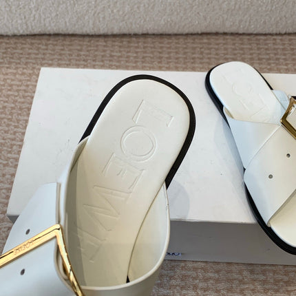 PETAL BELT FLAT SANDAL IN WHITE CALFSKIN