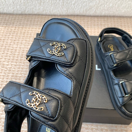 DAD SANDAL IN BLACK SHEEPSKIN