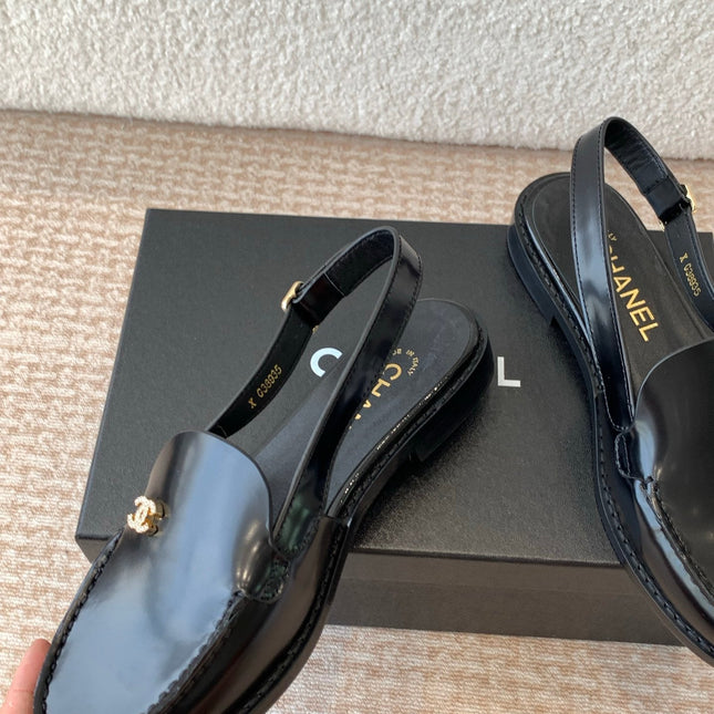 CC MOCCASIN SLINGBACK IN BLACK PATENT CALFSKIN