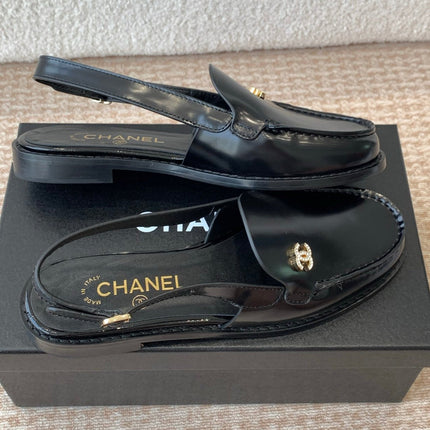 CC MOCCASIN SLINGBACK IN BLACK PATENT CALFSKIN