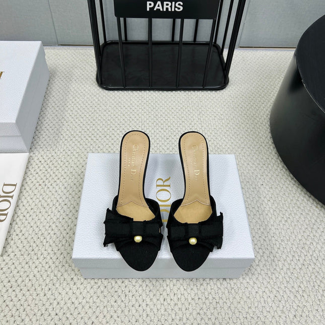 HIGH ADIORABLE MULE IN BLACK FABRIC