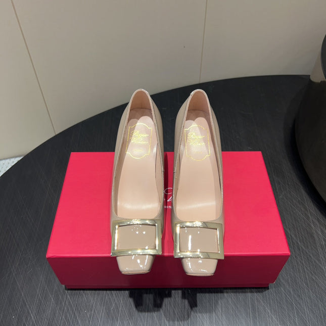 BELLE VIVIER PUMPS IN NUDE GLOSSY CALFSKIN GOLD BUCKLE