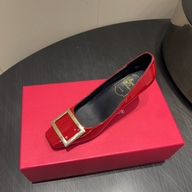 BELLE VIVIER PUMPS IN RED GLOSSY CALFSKIN GOLD BUCKLE