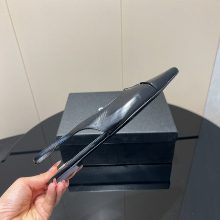 YSL SLINGBACK FLATS 25S IN BLACK LAMBSKIN WITH GOLD HARDWARE