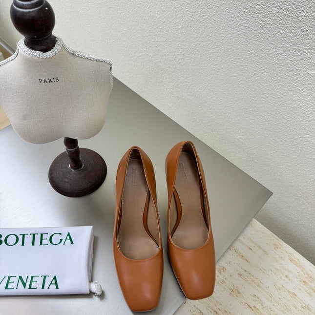 KNOT HIGH PUMP IN BRONZE BROWN AND GOLD METAL HEEL 9 CM