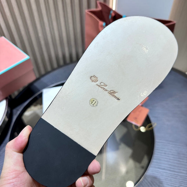 LP NAHA SANDAL BLACK LAMBSKIN